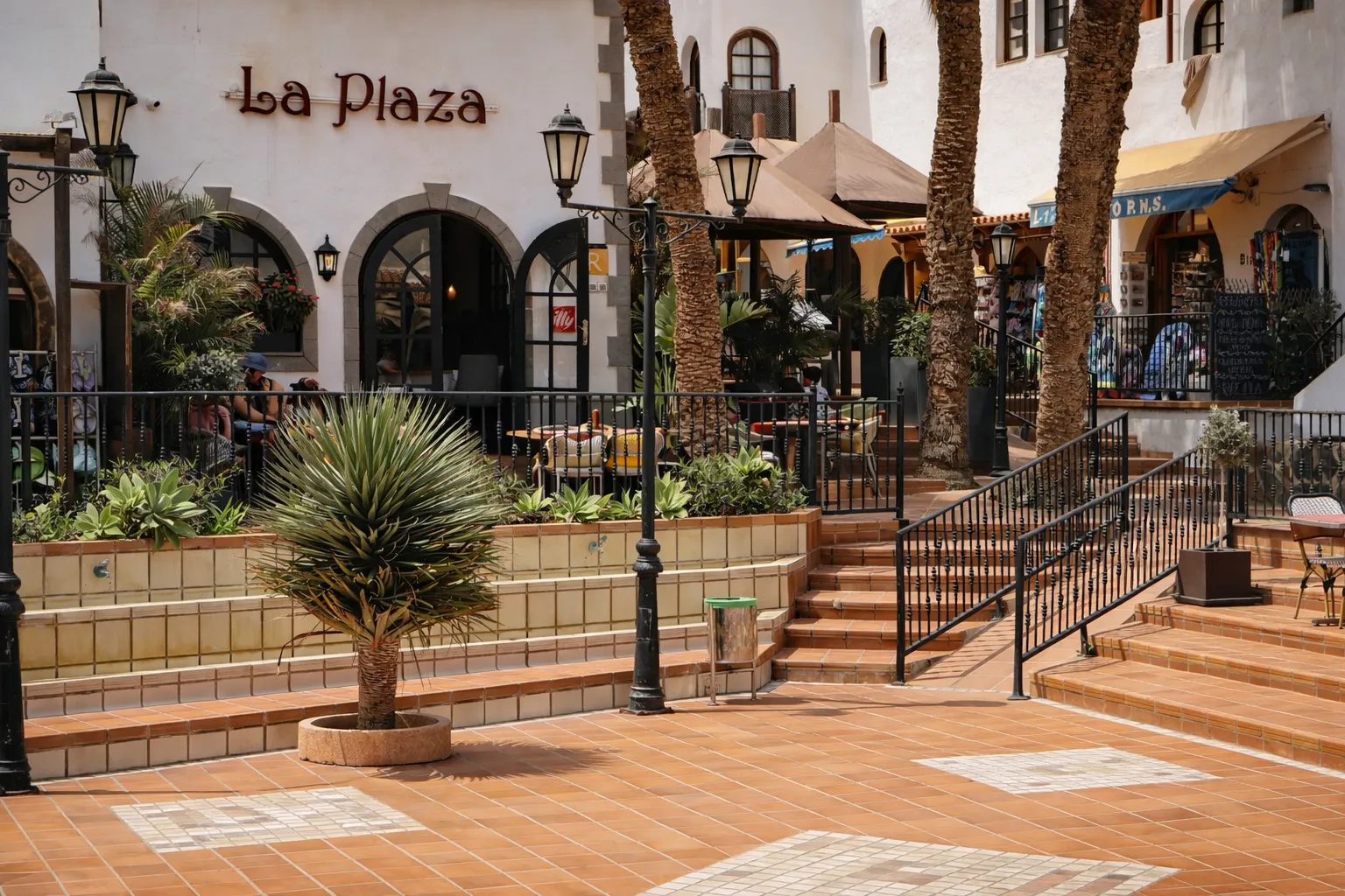La Plaza · Comensales